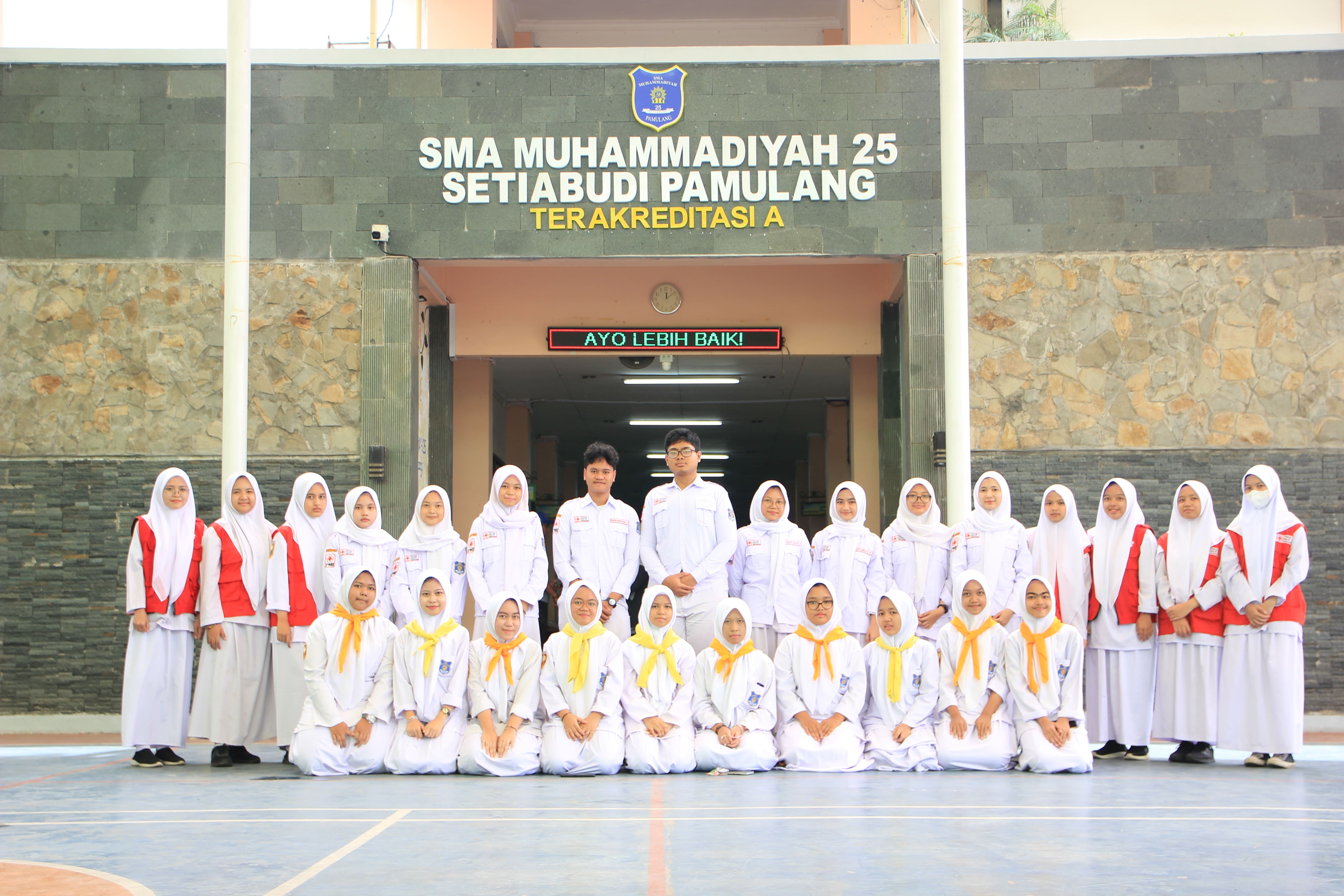 PMR (Palang Merah Remaja)